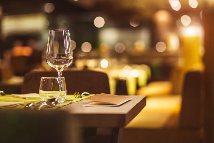 How to Change Your Table Presentation with the Seasons